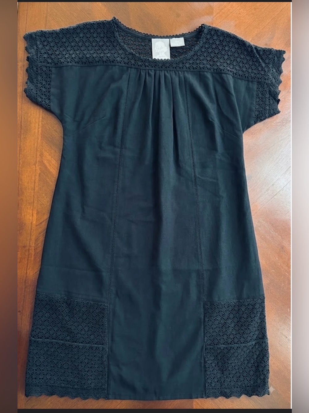 AnthropologieGirls from savoy Women's Black Crochet-Trim Mini Dress size zero. 5